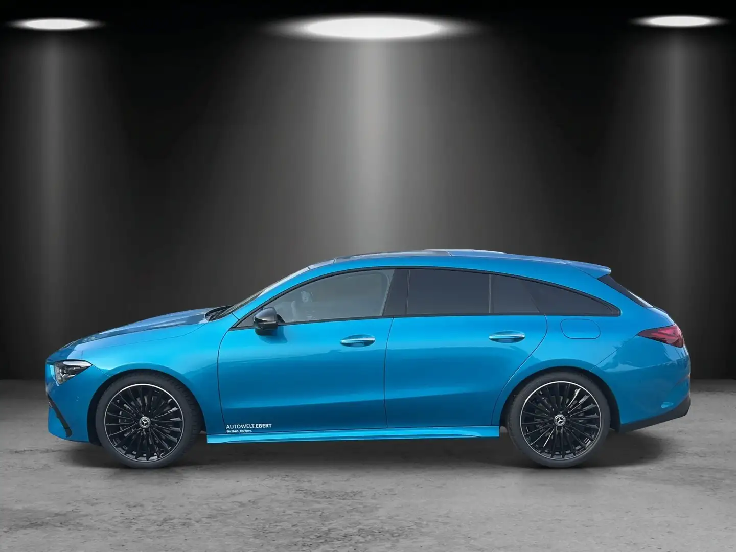 Mercedes-Benz CLA 220 d Shooting Brake+AMG-Line+DISTRONIC+360° Blue - 2