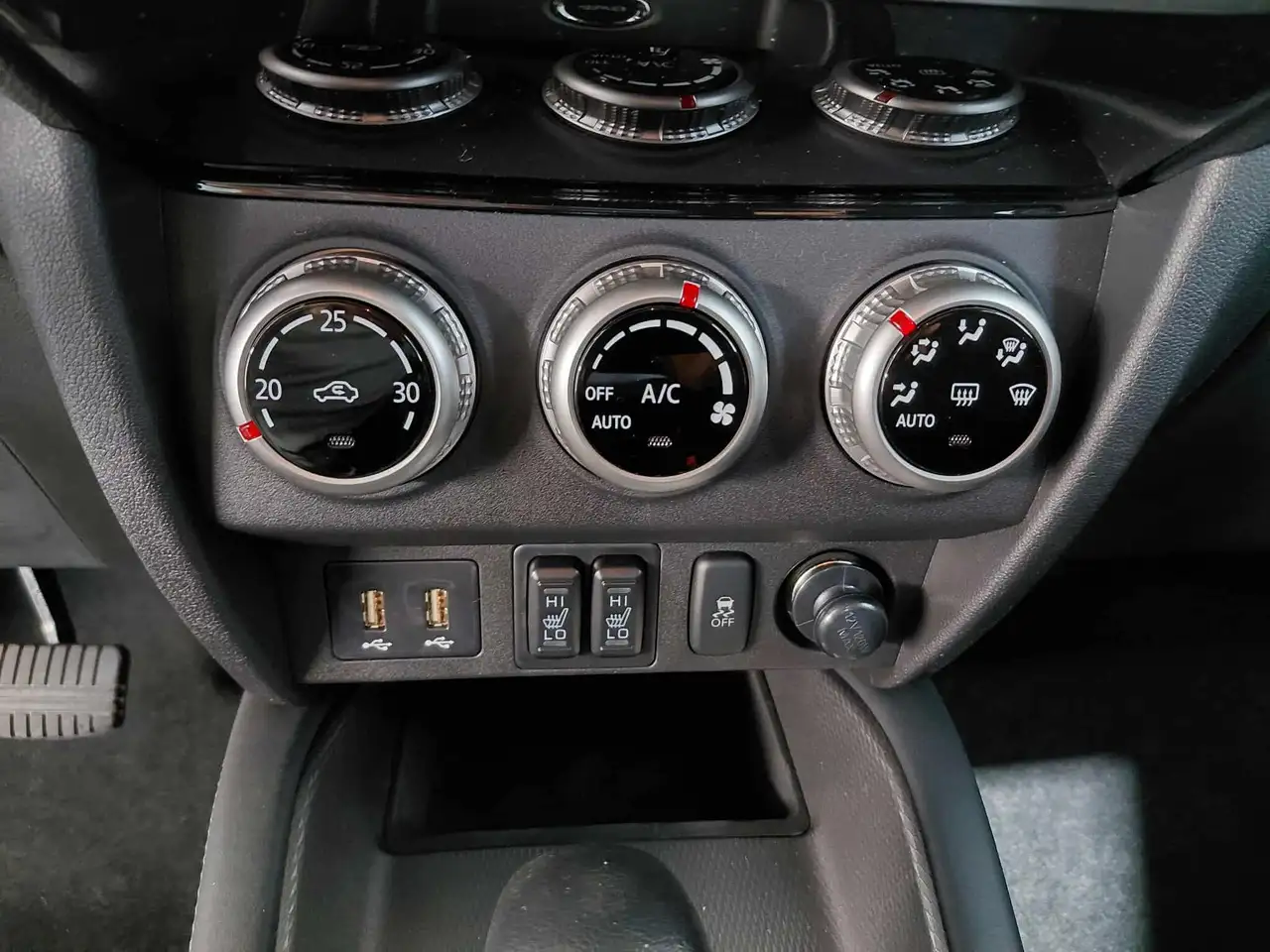Mitsubishi RVR снимка Mitsubishi RVR