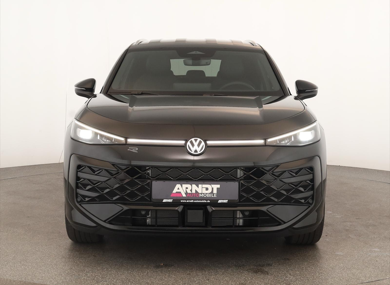 Volkswagen T-Roc 1.5 eTSI DSG R-Line LED App ACC Kam 18 AHK — photo 3