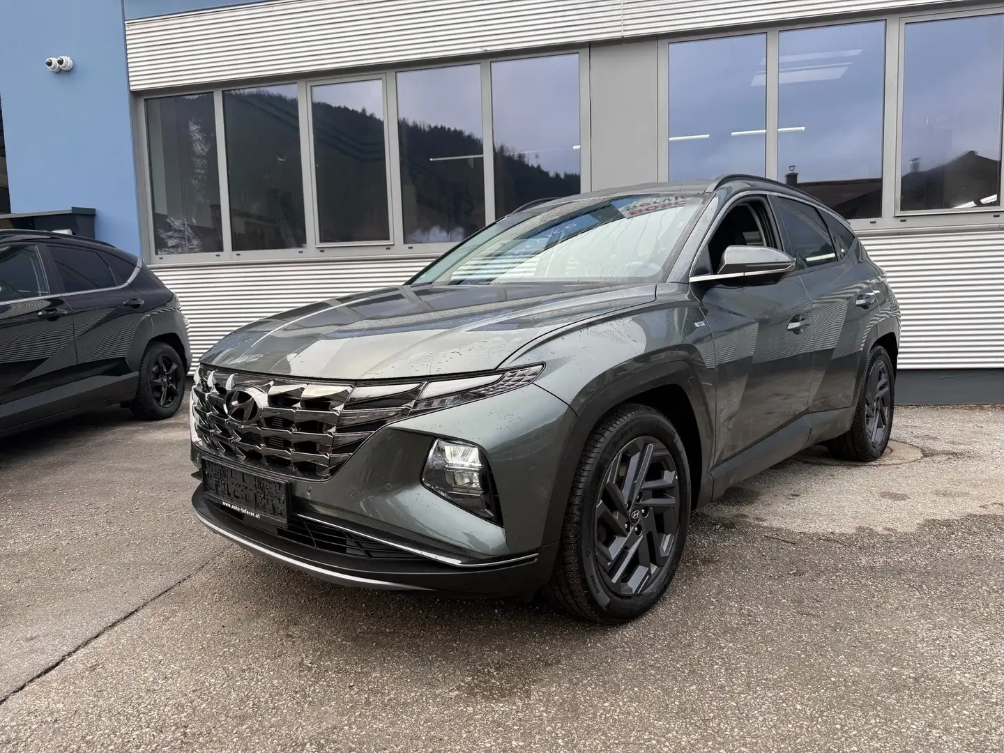 Hyundai TUCSON Prestige Line 4x4 Aut. Diesel Grün - 2