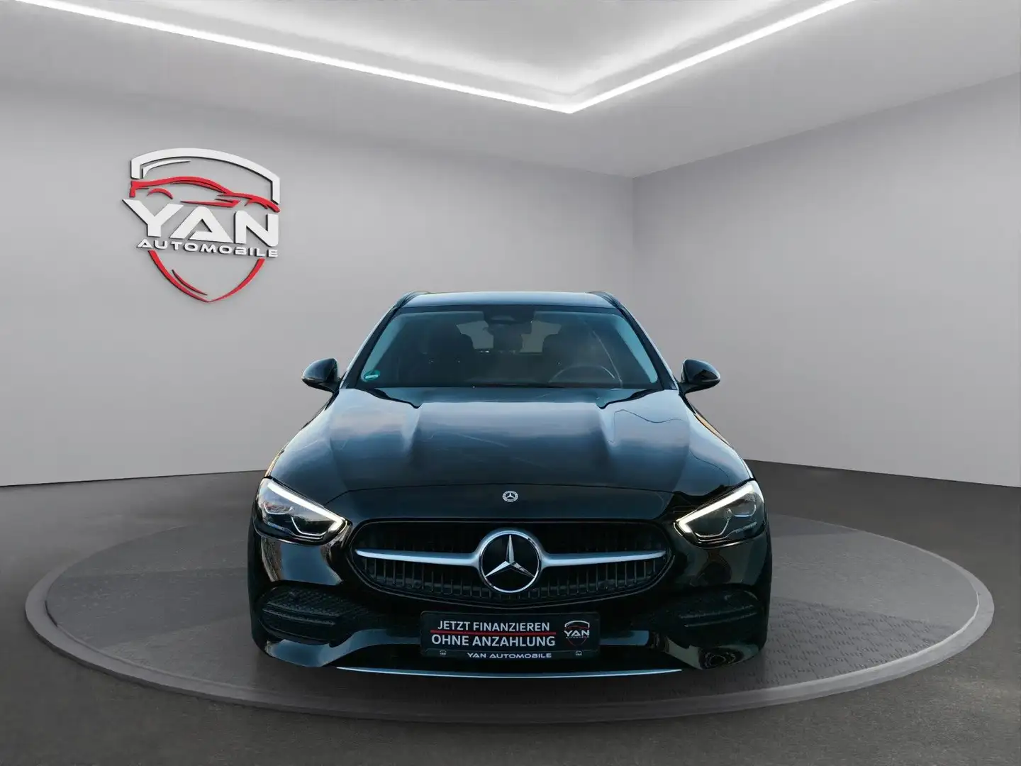 Mercedes-Benz C 180 T-Modell Automatik LED Kamera Navi Schwarz - 2