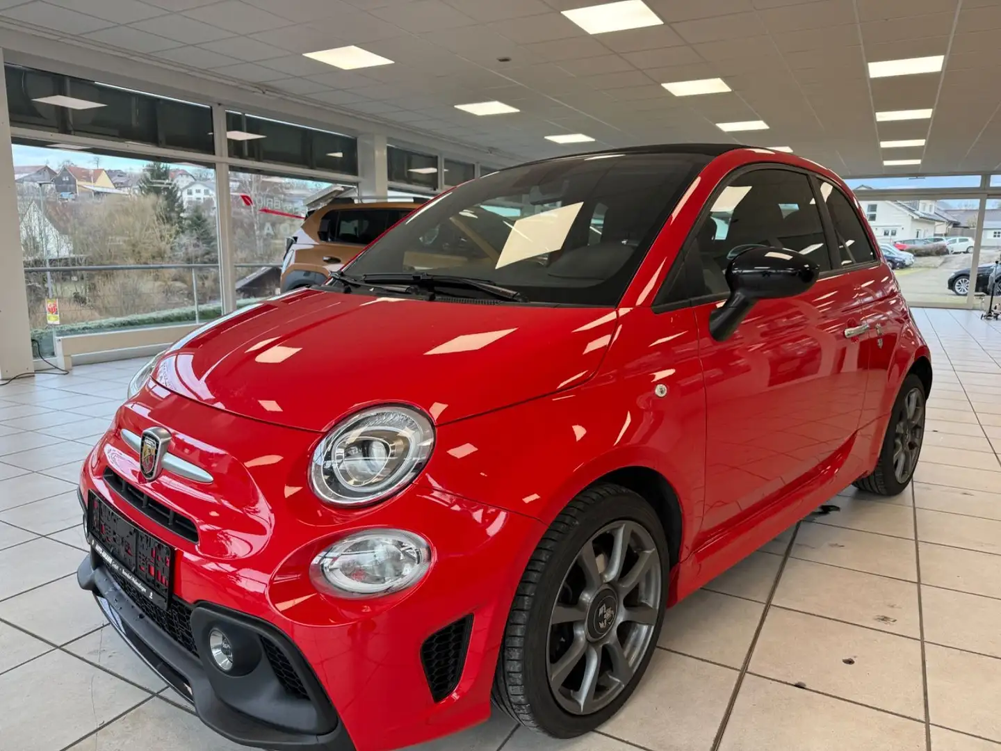 Abarth 595C Red - 1