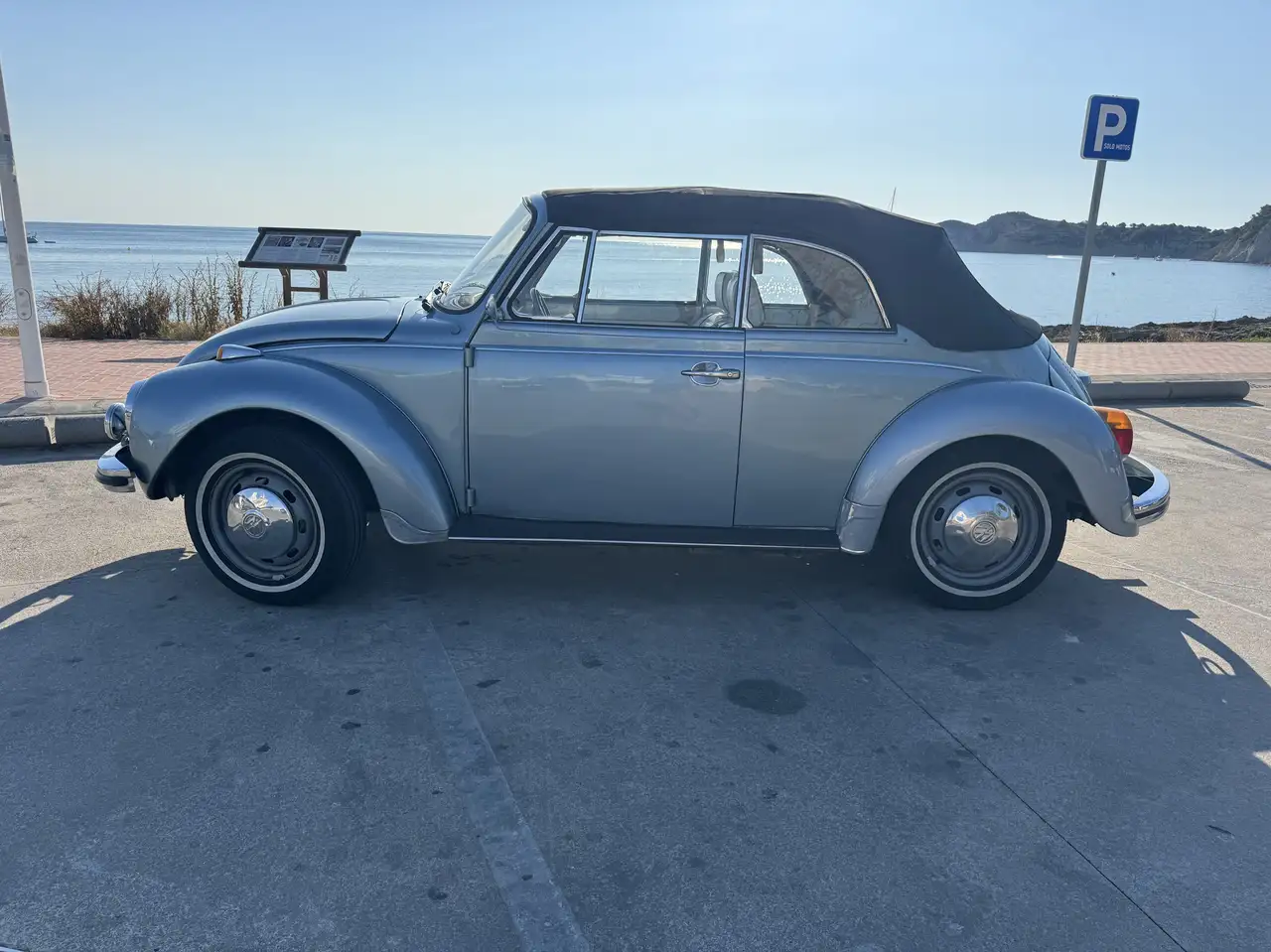 Volkswagen Beetle 1303 LS Cabrio, foto 6