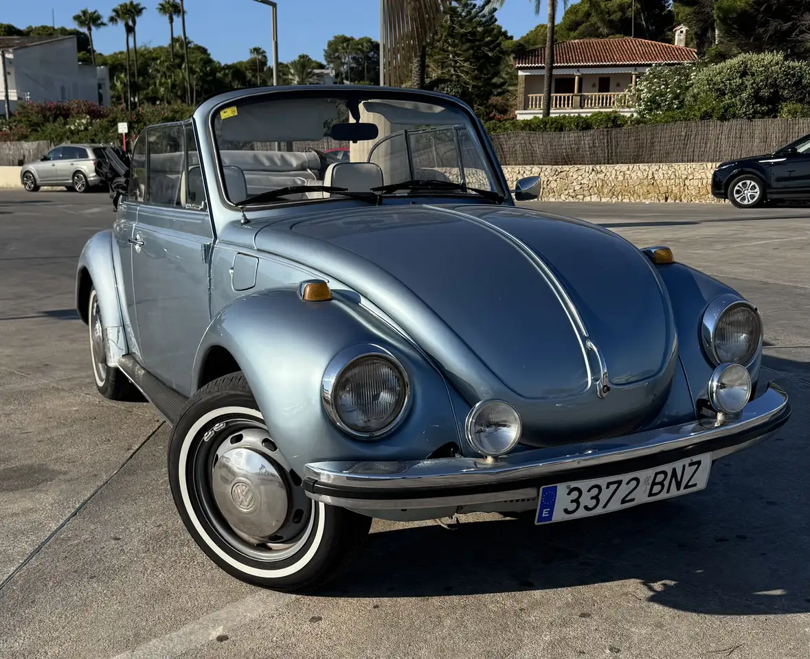 Volkswagen Beetle 1303 LS Cabrio, foto 2