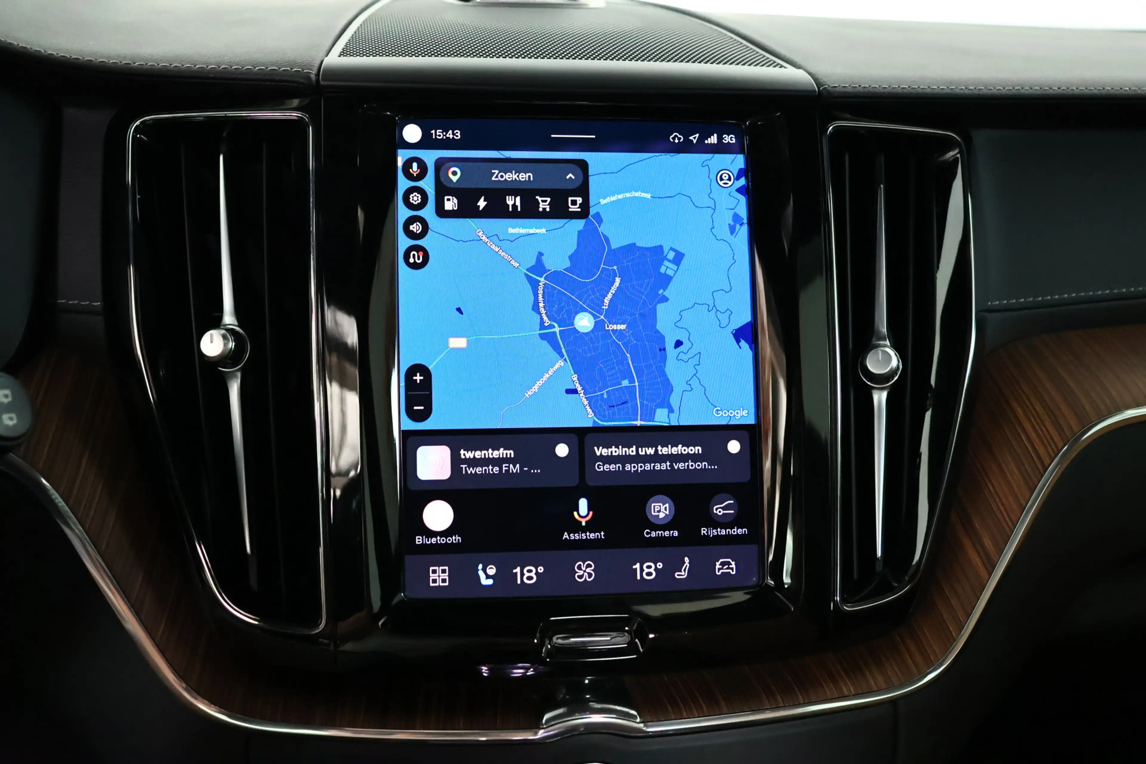 Volvo XC60 2.0 T8 Plug-in hybrid AWD Ultimate Dark / SOH 99% — photo 17