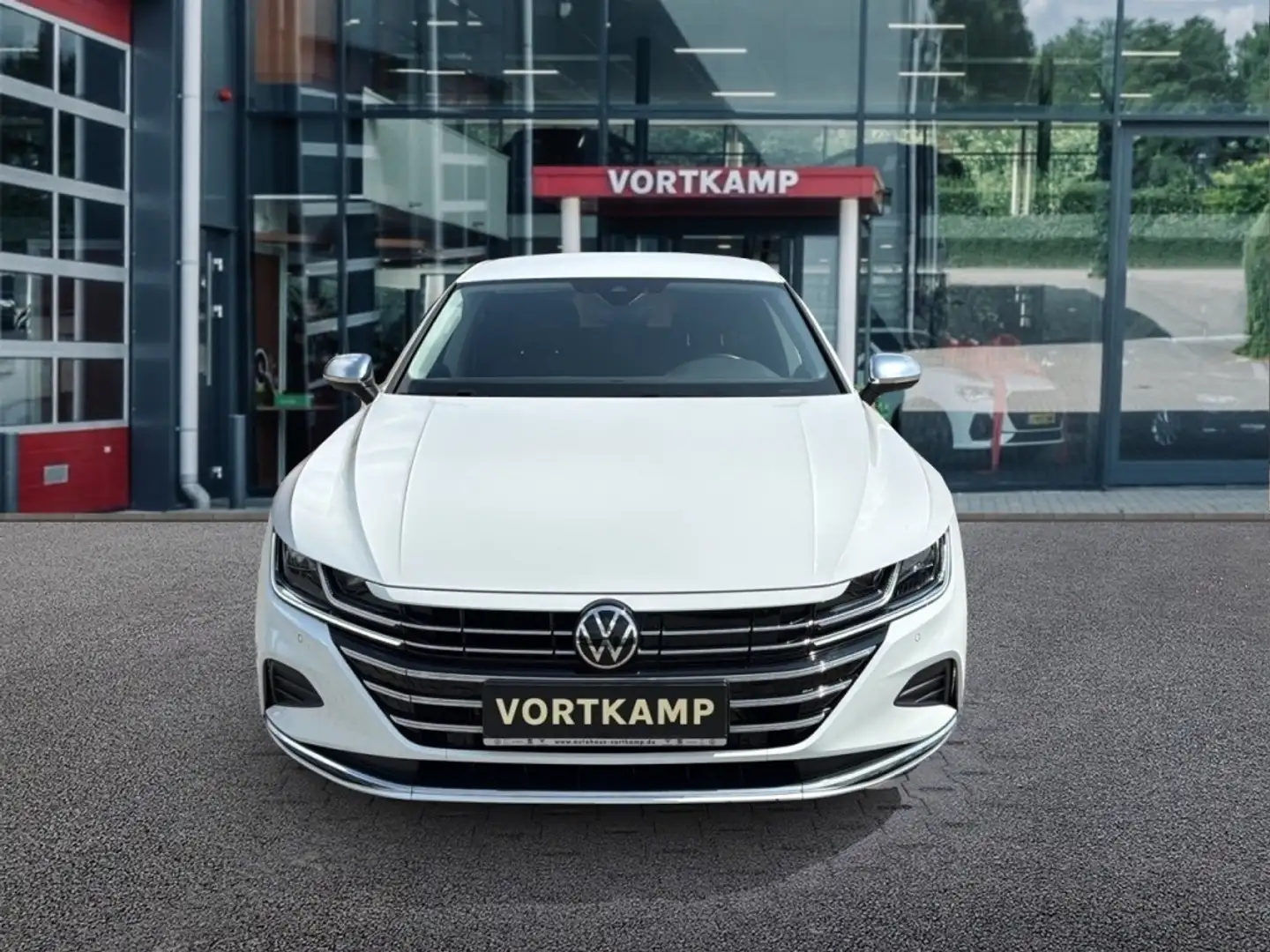 Volkswagen 1.4 TSI DSG ELEGANCE EHYBRID TREKHAAK/NAVI/ACC/PDC Bílá - 2