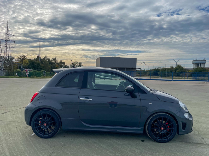 Abarth 695 XSR Yamaha Limited Edition 694/695 — photo 8