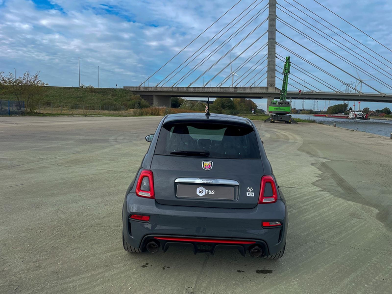 Abarth 695 XSR Yamaha Limited Edition 694/695 — photo 3
