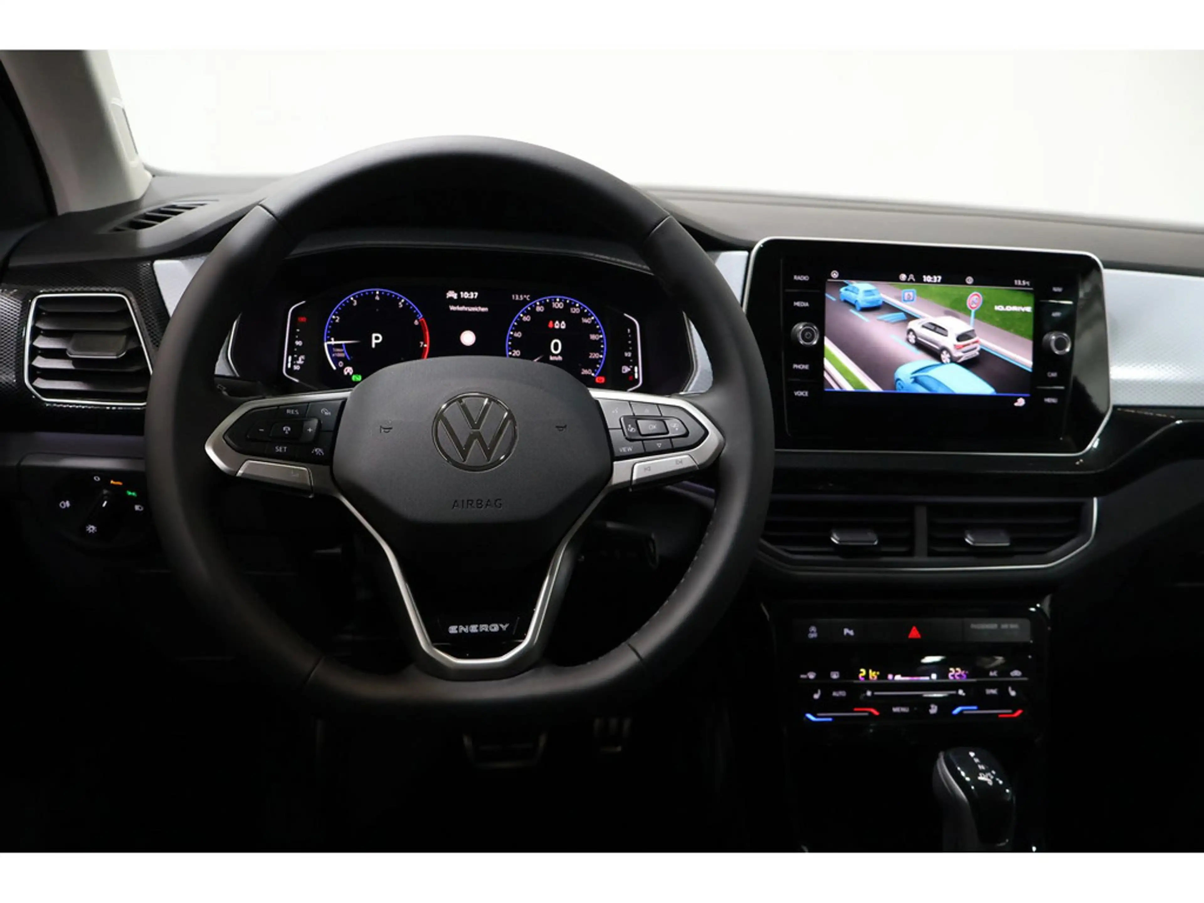 Volkswagen T-Cross Life 1.0 l TSI 85 kW 116 PS 7- Rear View/Digital Cockpit Pro — photo 10