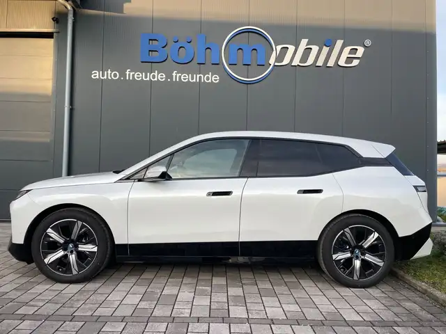 BMW iX 50 xDrive/AHK/Luftfederung/Sky/NP 134 TSD