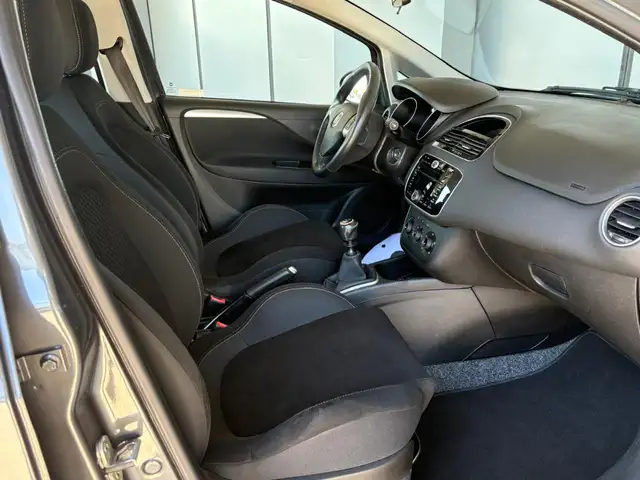 Fiat Punto view 6