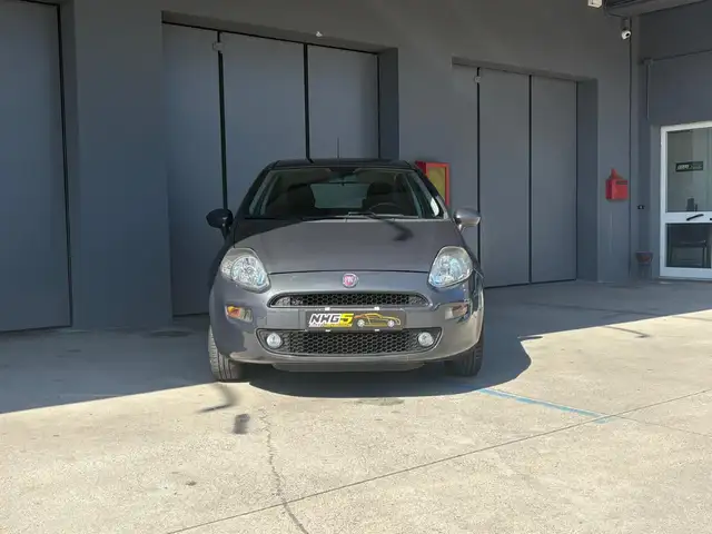 Fiat Punto view 3