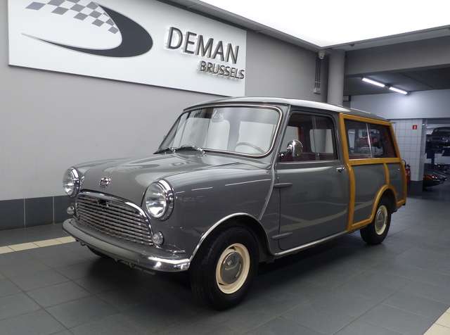 Austin Mini Countryman Estate MK1 * Woodie * LHD * Restored