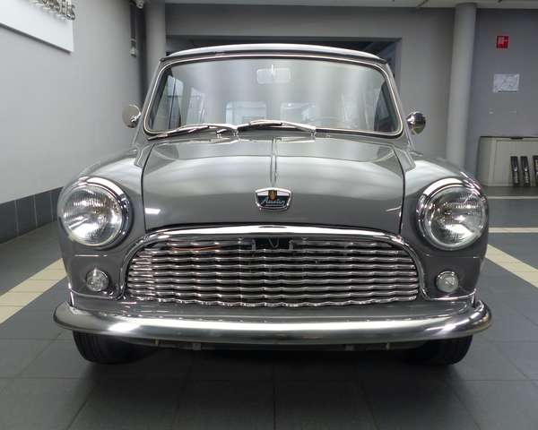 Austin Mini Countryman Estate MK1 * Woodie * LHD * Restored