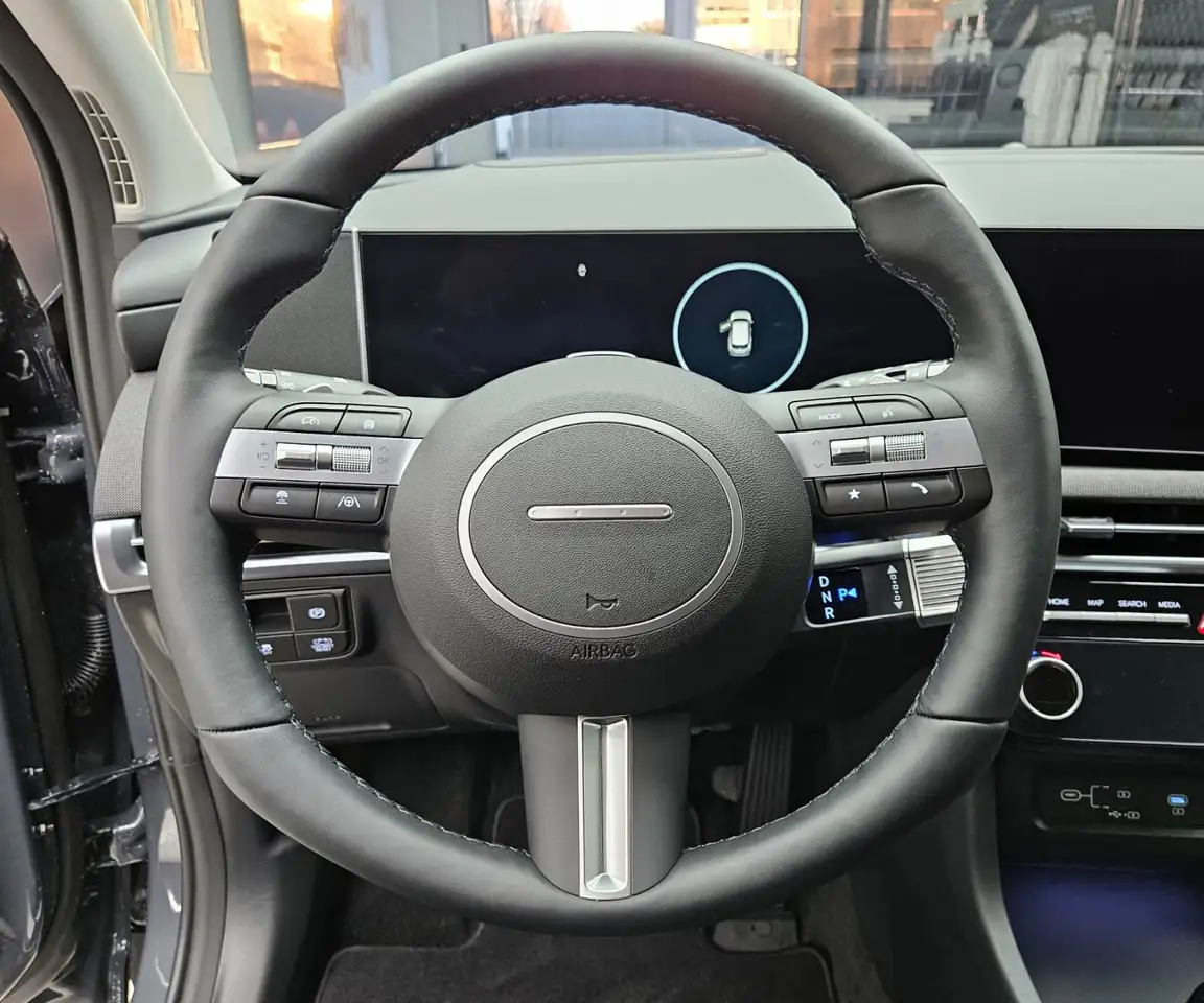 Hyundai TUCSON снимка Hyundai TUCSON