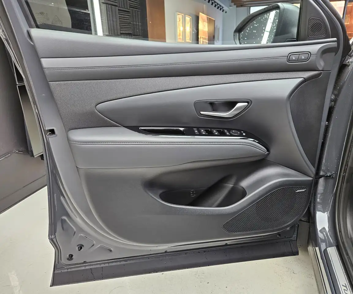 Hyundai TUCSON снимка Hyundai TUCSON