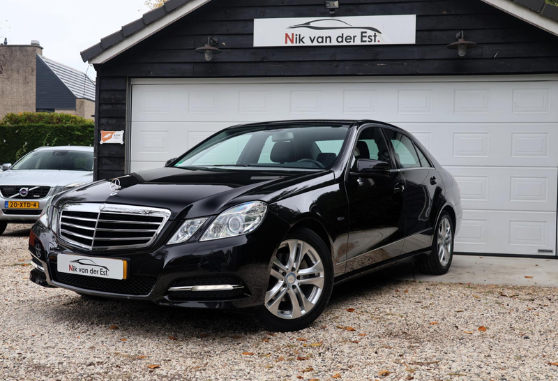 Mercedes-Benz E 200 CGI Business Class Avantgarde-Dealeronderhouden!! — photo 2