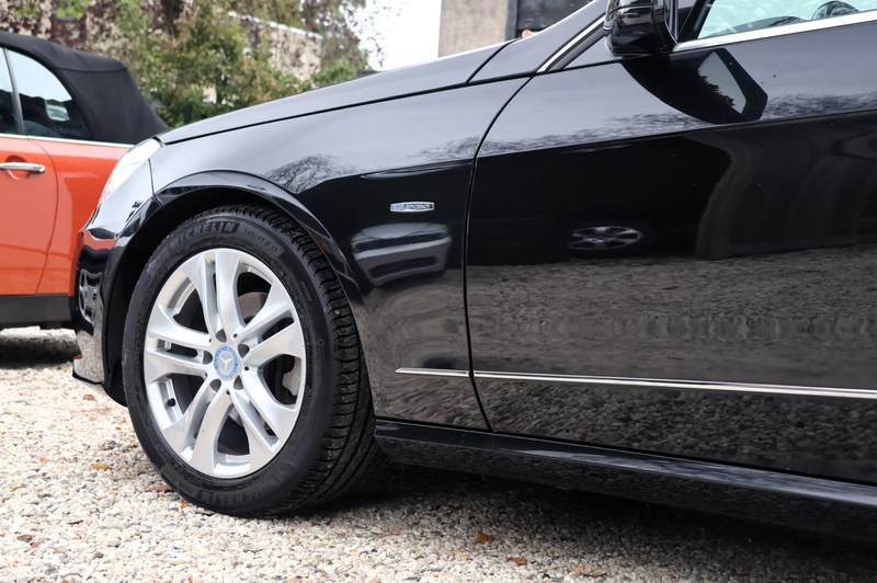 Mercedes-Benz E 200 CGI Business Class Avantgarde-Dealeronderhouden!! — photo 4