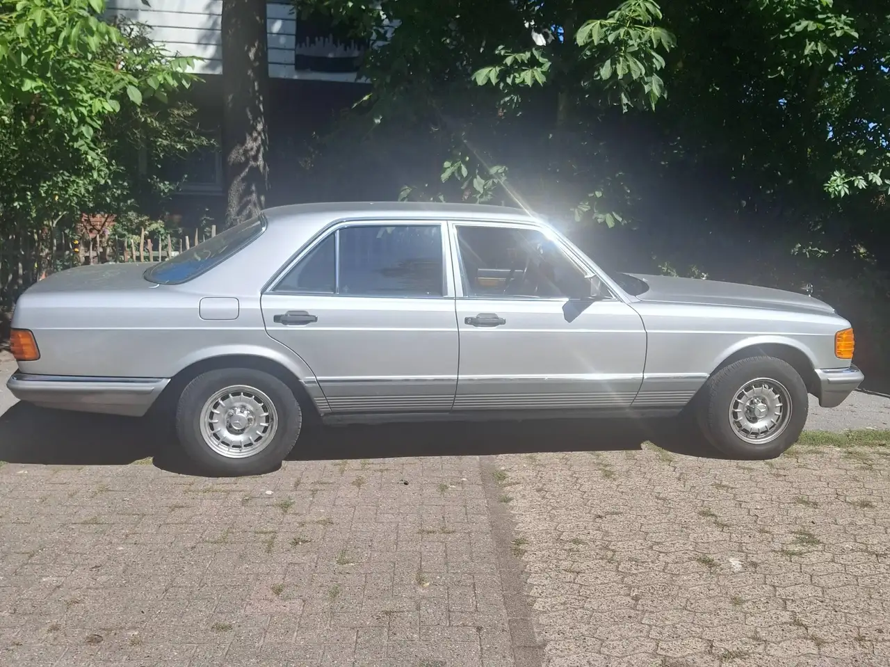 Mercedes-Benz 380