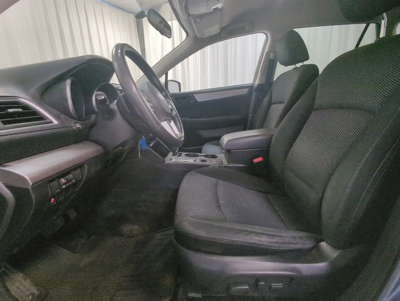 Subaru OUTBACK photo Subaru OUTBACK