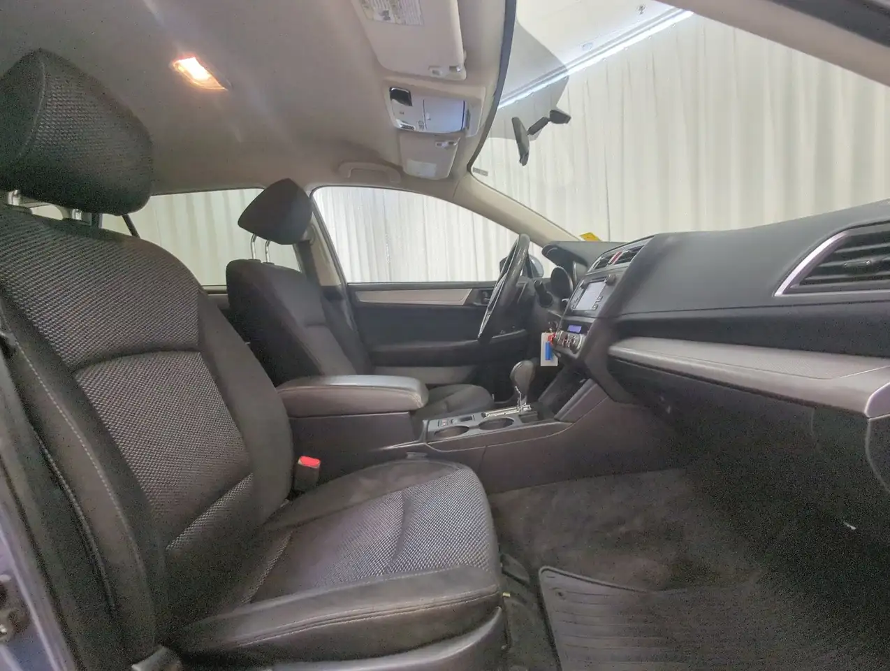 Subaru OUTBACK photo Subaru OUTBACK