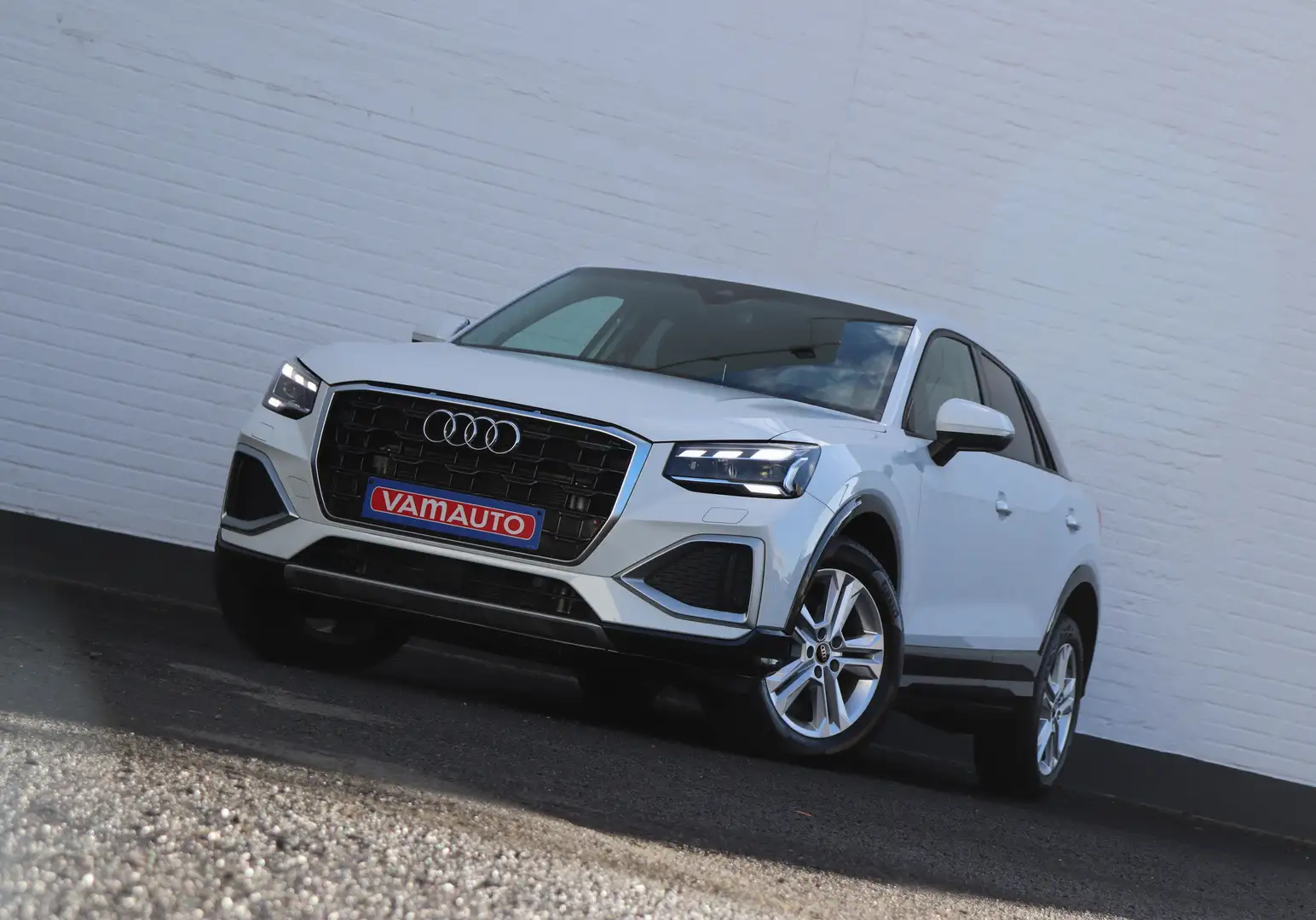 Audi Q2 35 TFSI S-Tr Advanced - Matrix/Keyless/Navi/Camera White - 1