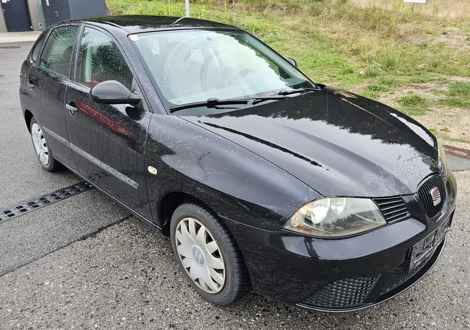 SEAT Ibiza Fresh 1,2 *Klima* Schwarz - 1