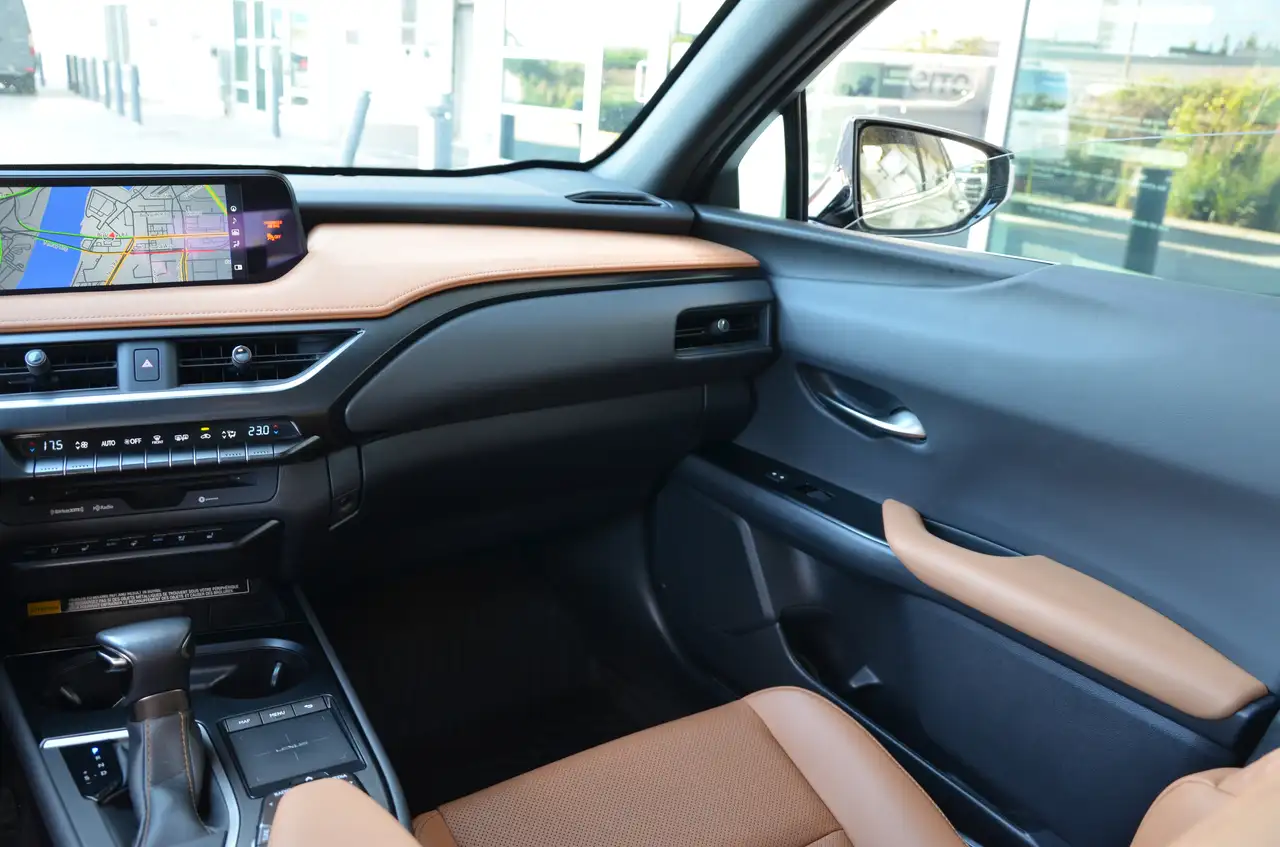 Lexus UX fotografie Lexus UX