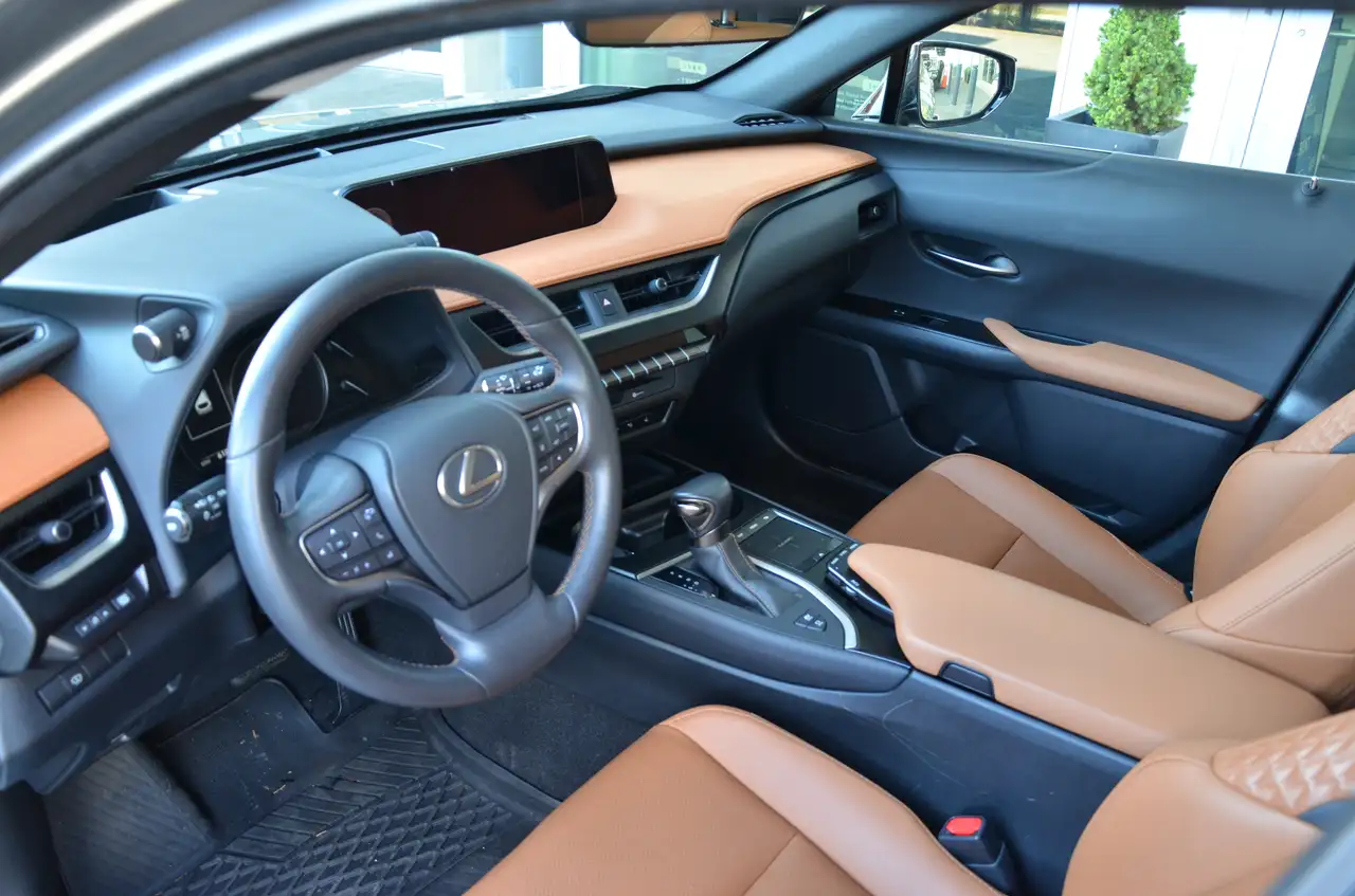 Lexus UX fotografie Lexus UX