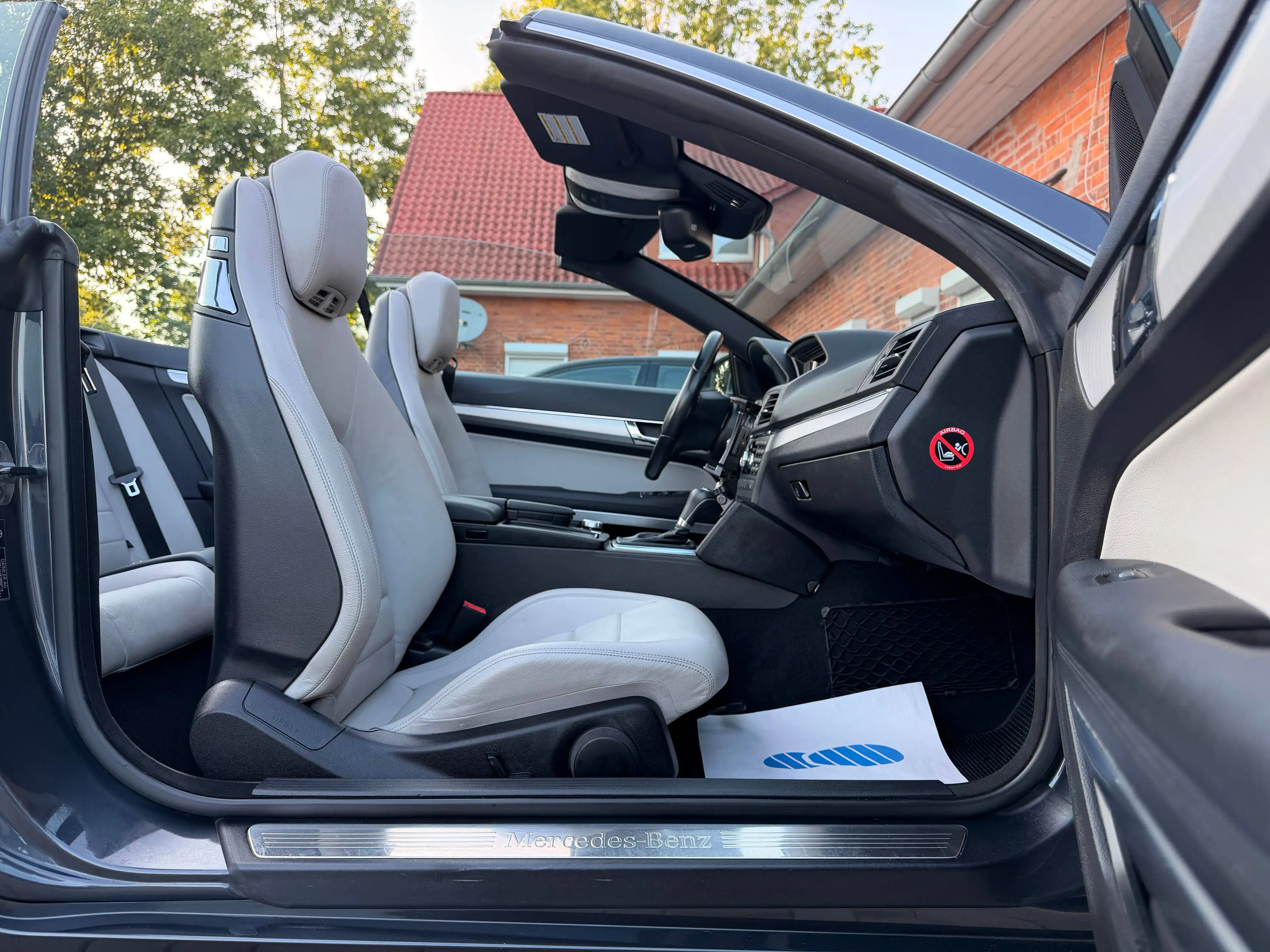 Mercedes-Benz E 250 Cabrio CDI BlueEfficiency*NAVI/AIRSCARF/AC — photo 15
