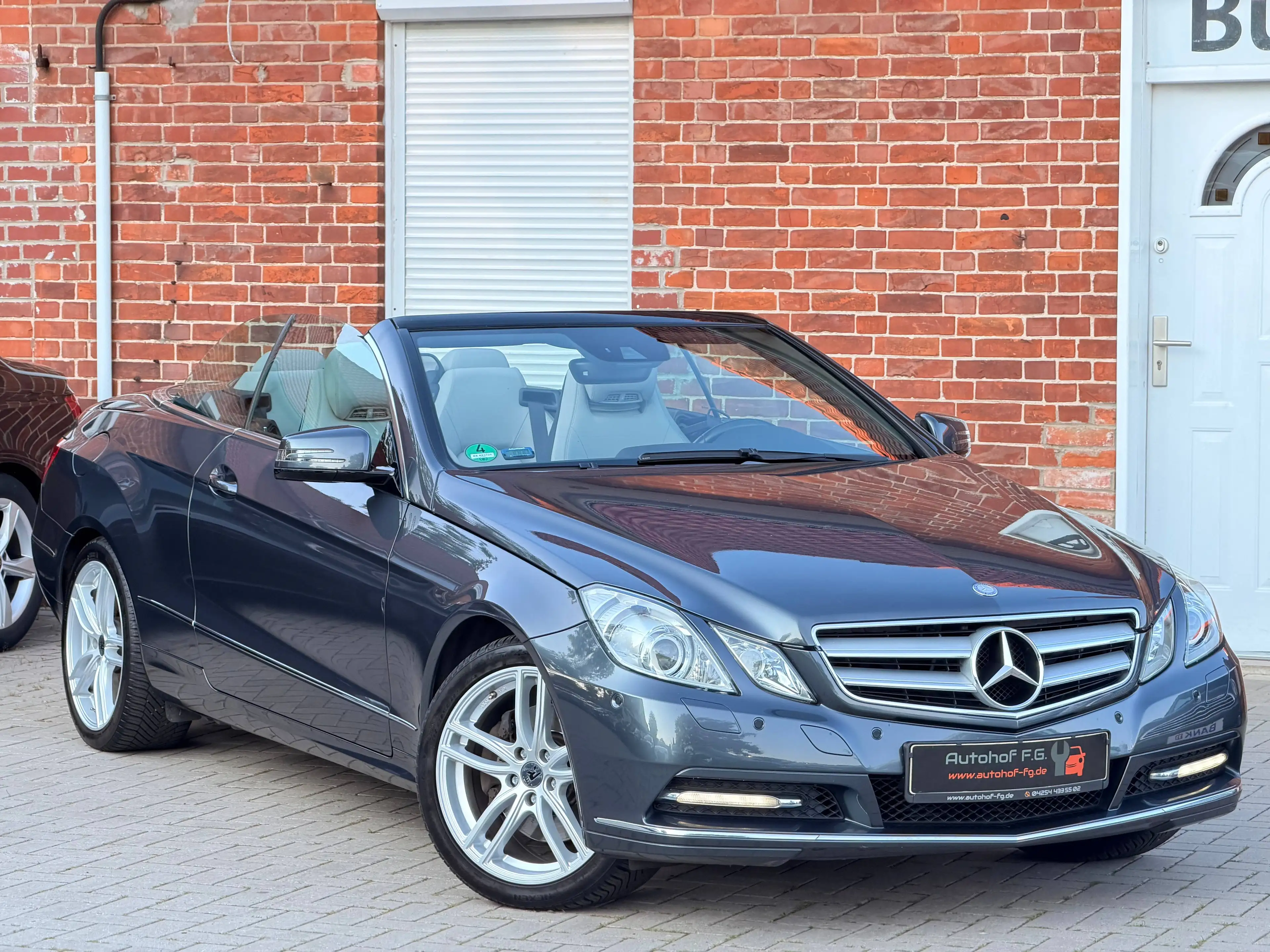 Mercedes-Benz E 250 Cabrio CDI BlueEfficiency*NAVI/AIRSCARF/AC — photo 3
