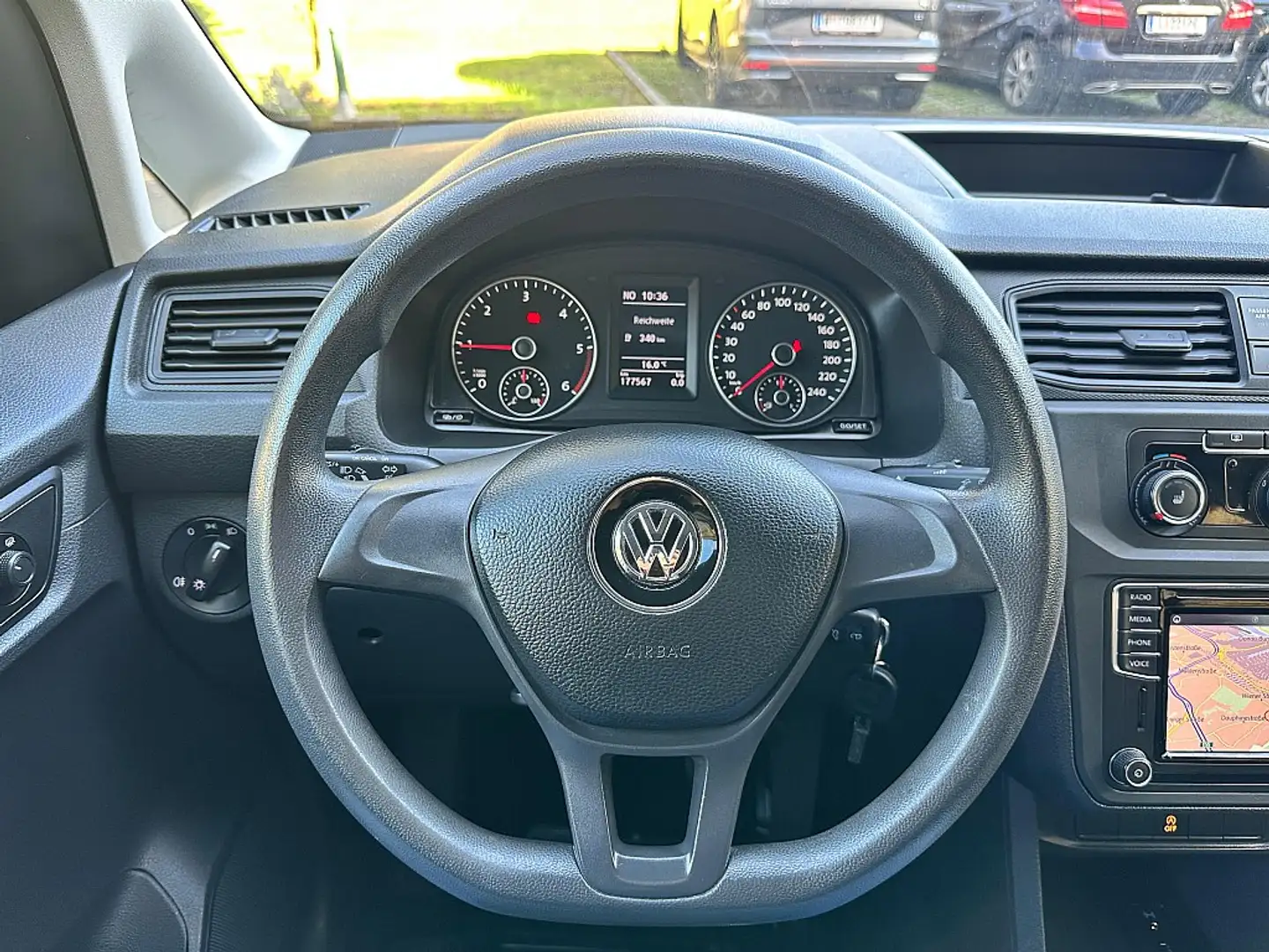 Volkswagen Caddy Kombi Maxi 2,0 TDI *Klima, NAVI Tempomat, Sitzh... Wit - 2