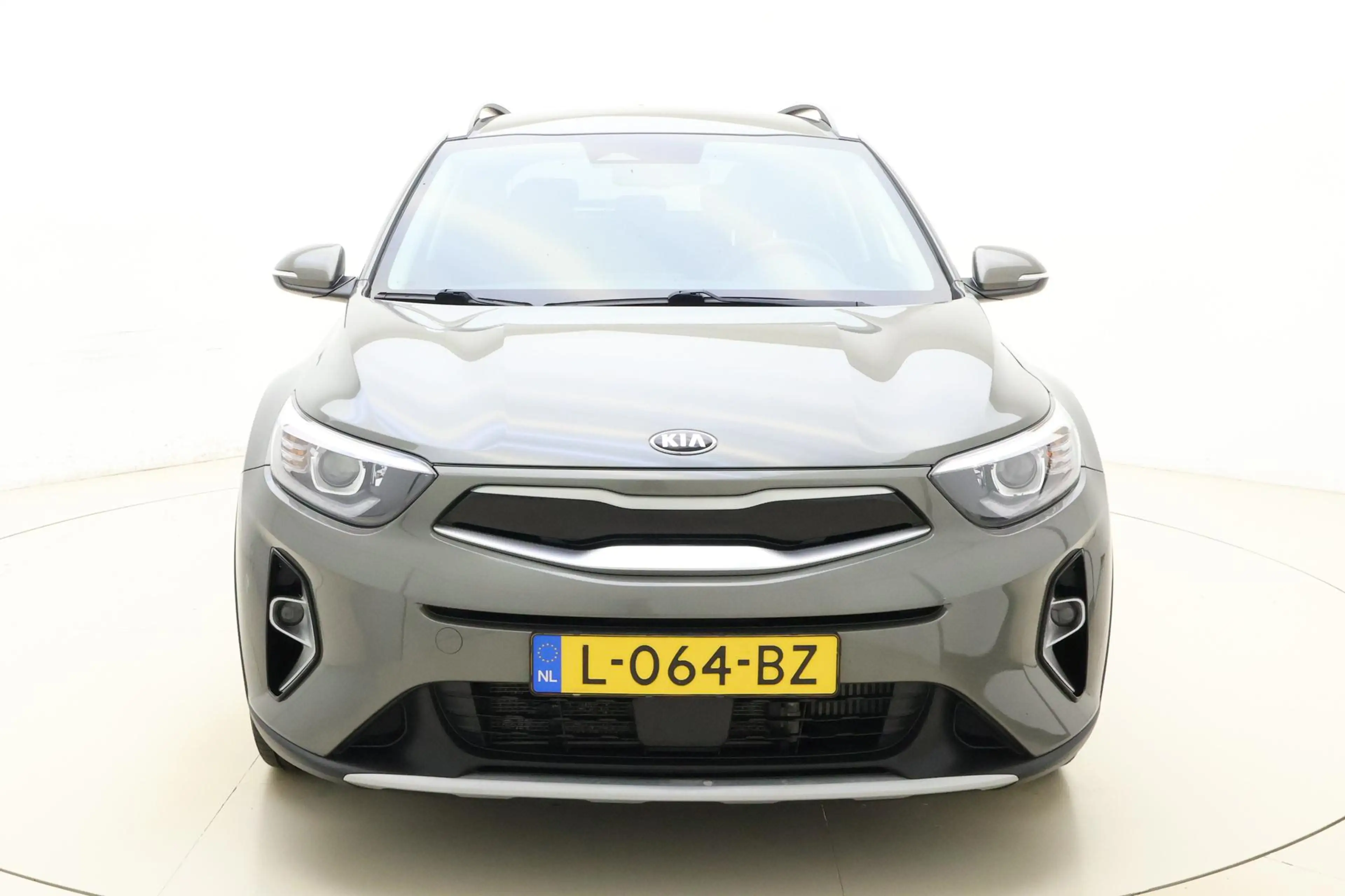 Kia Stonic 1.0 T-GDi 100pk MHEV Dynamic Plus Line | Kia Garan — photo 6