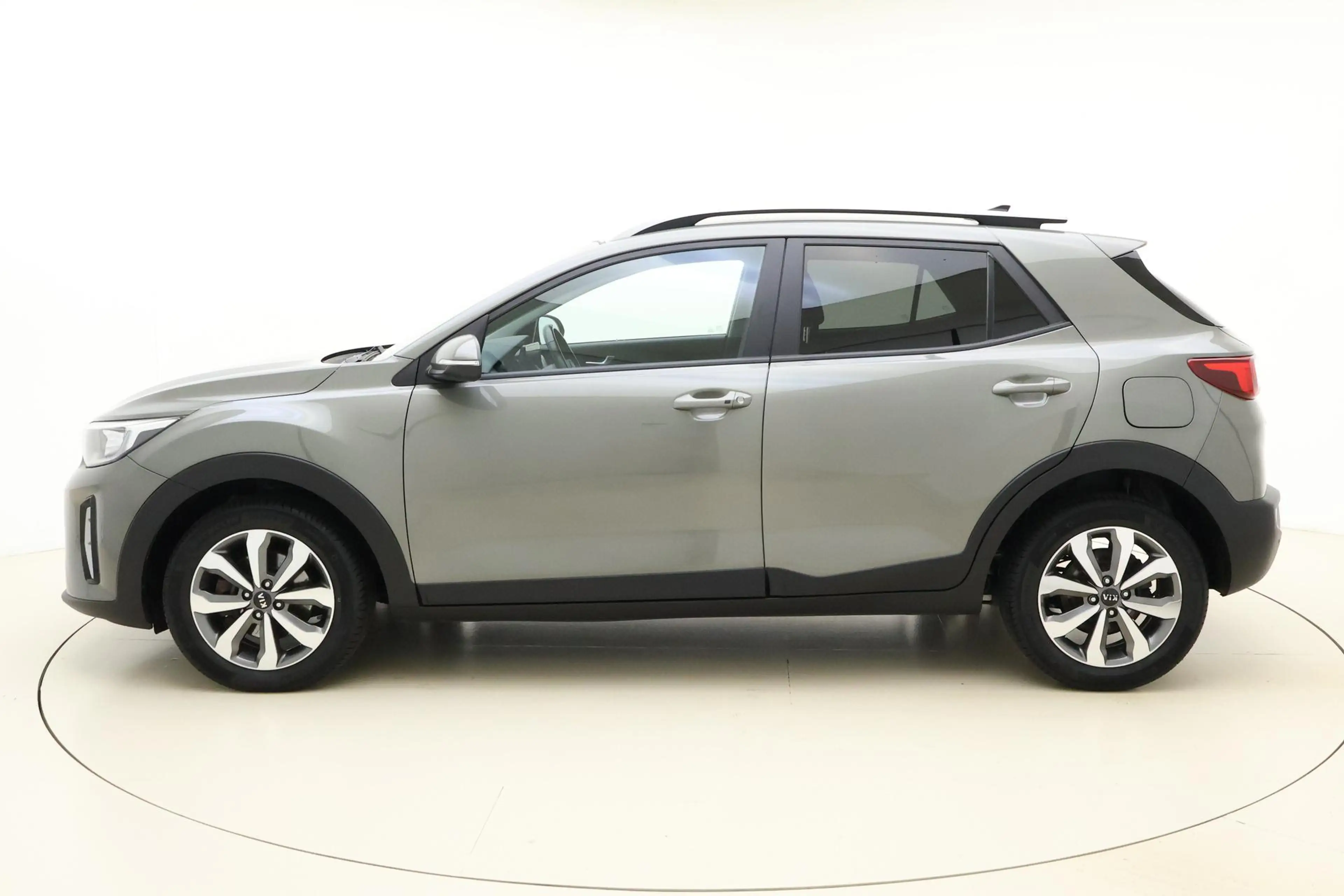 Kia Stonic 1.0 T-GDi 100pk MHEV Dynamic Plus Line | Kia Garan — photo 5