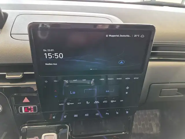 Hyundai Staria view 11