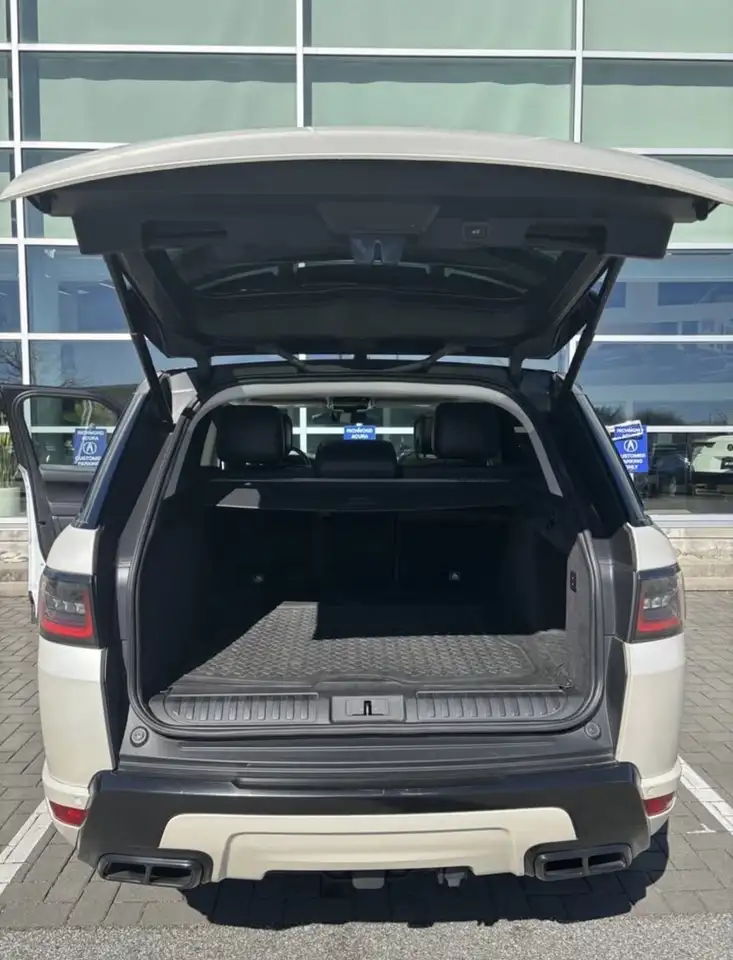 Land Rover Range Rover Sport снимка Land Rover Range Rover Sport
