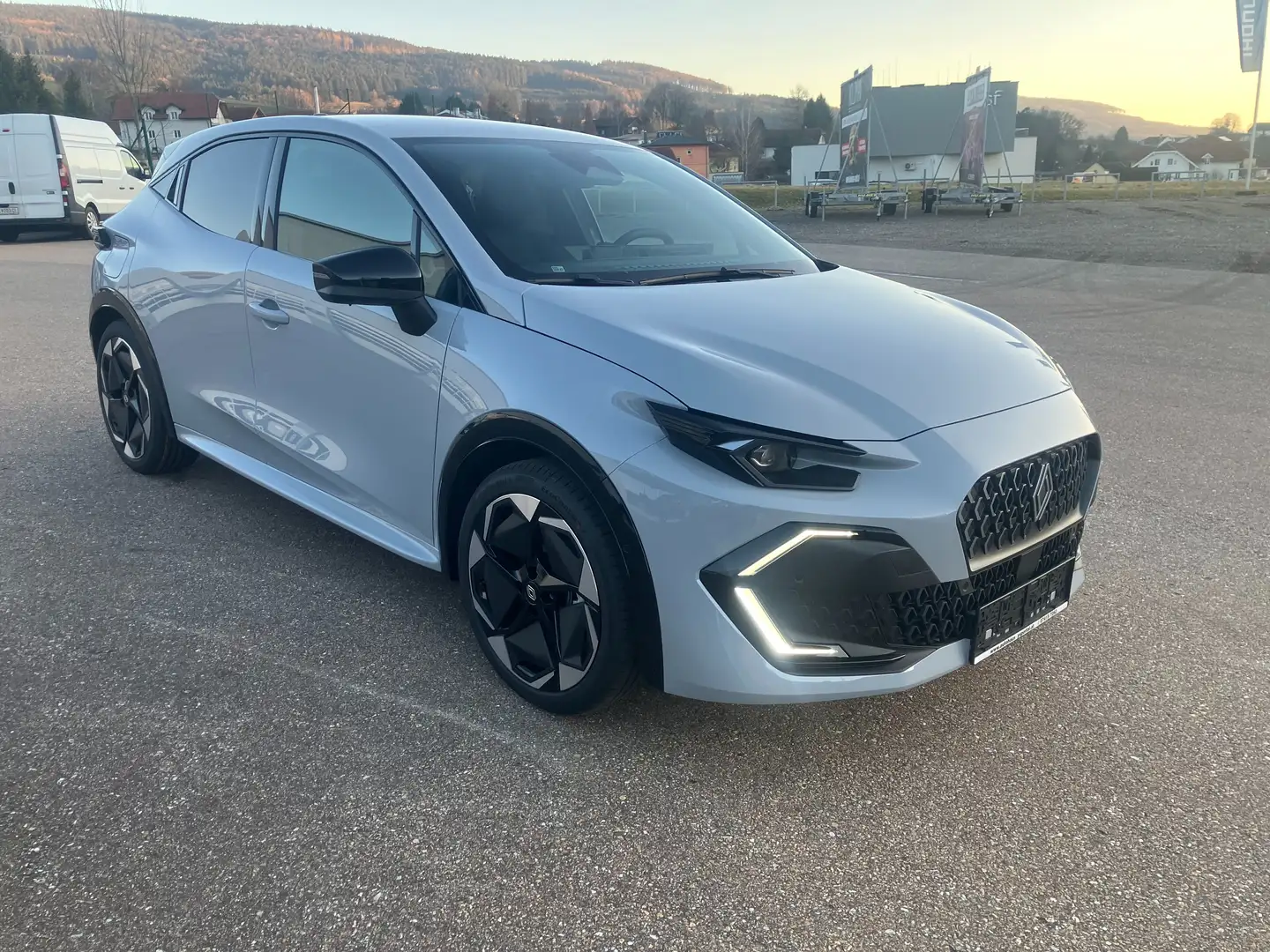 Renault Clio Clio Techno TCe 115 Grau - 2