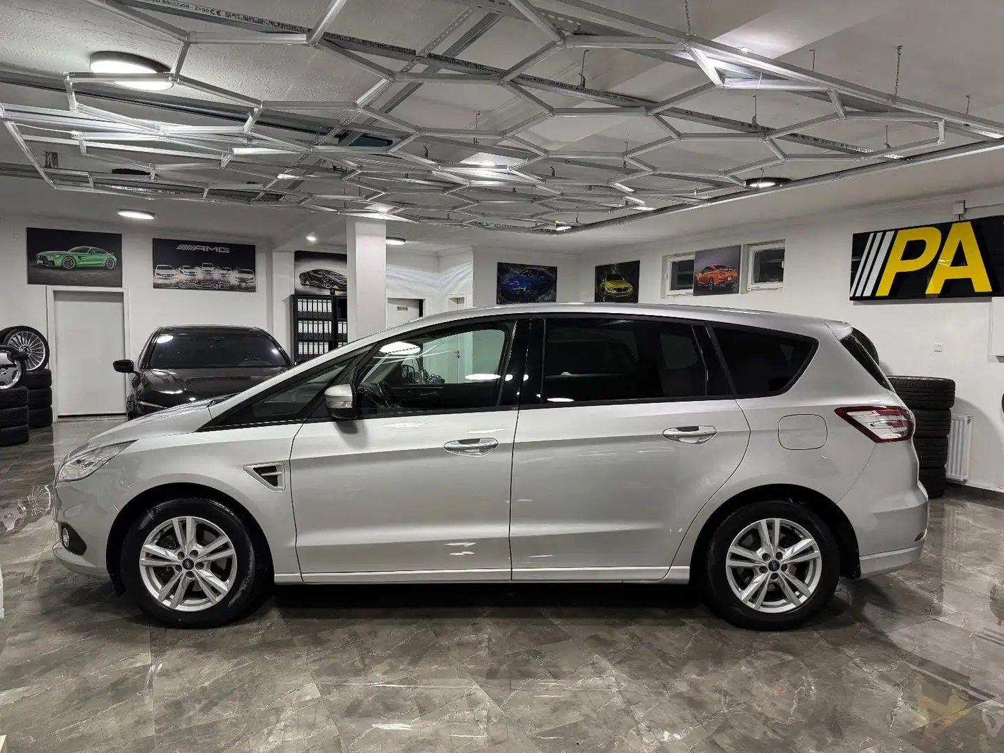 Ford S-Max 2.0 TDCI Business / Automatik 2. Hand Navi Plateado - 2