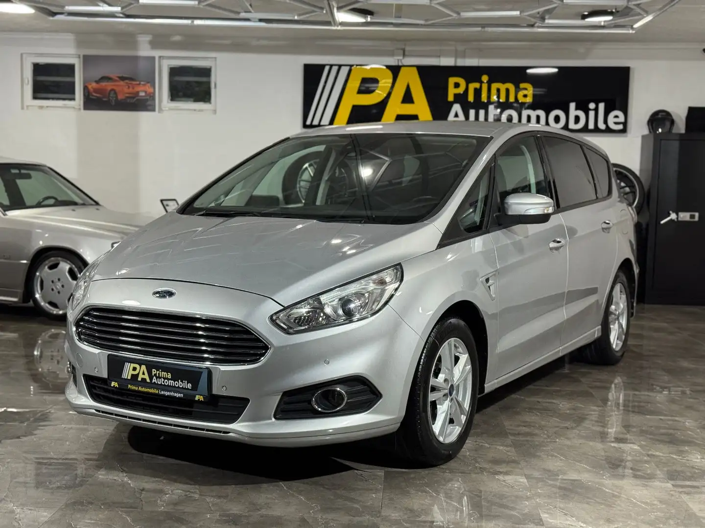 Ford S-Max 2.0 TDCI Business / Automatik 2. Hand Navi Plateado - 1