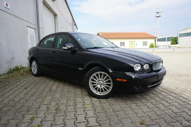 Jaguar X-Type 2.2d Navi AHK Pano PDC Xenon Tüv Neu
