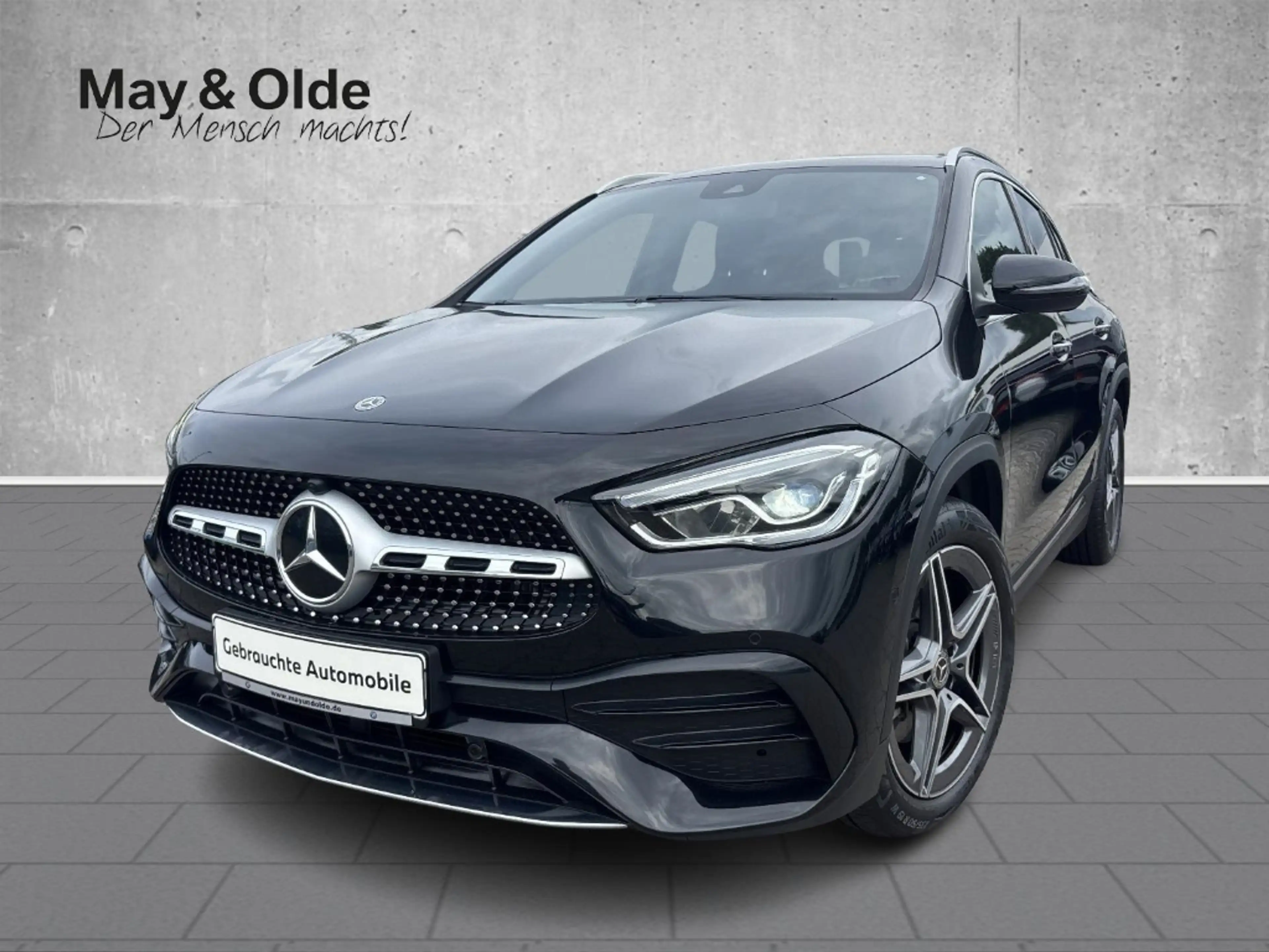 Mercedes-Benz GLA 250 Sportpaket El. Panodach Panorama Navi Digitales Co