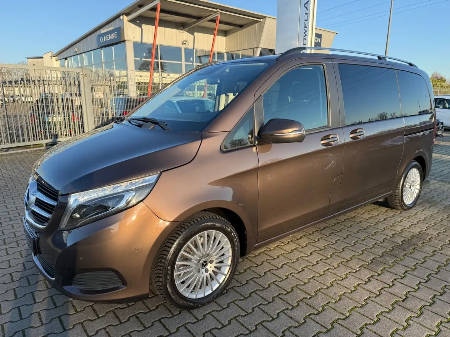 Mercedes-Benz V 220 CDI/d, 250 CDI/BT/d EDITION kompakt Brun - 2