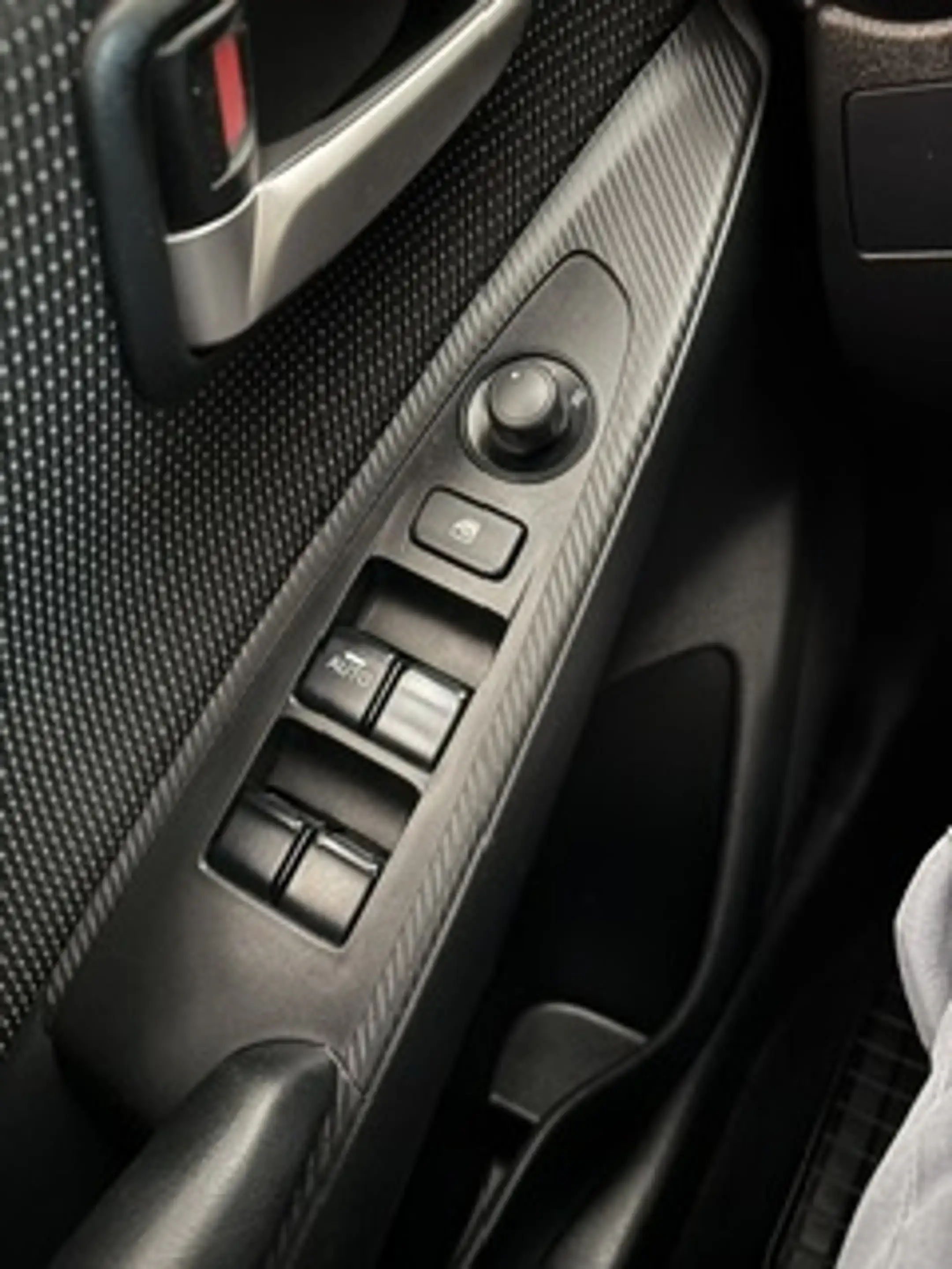 Mazda 2 Homura — photo 9