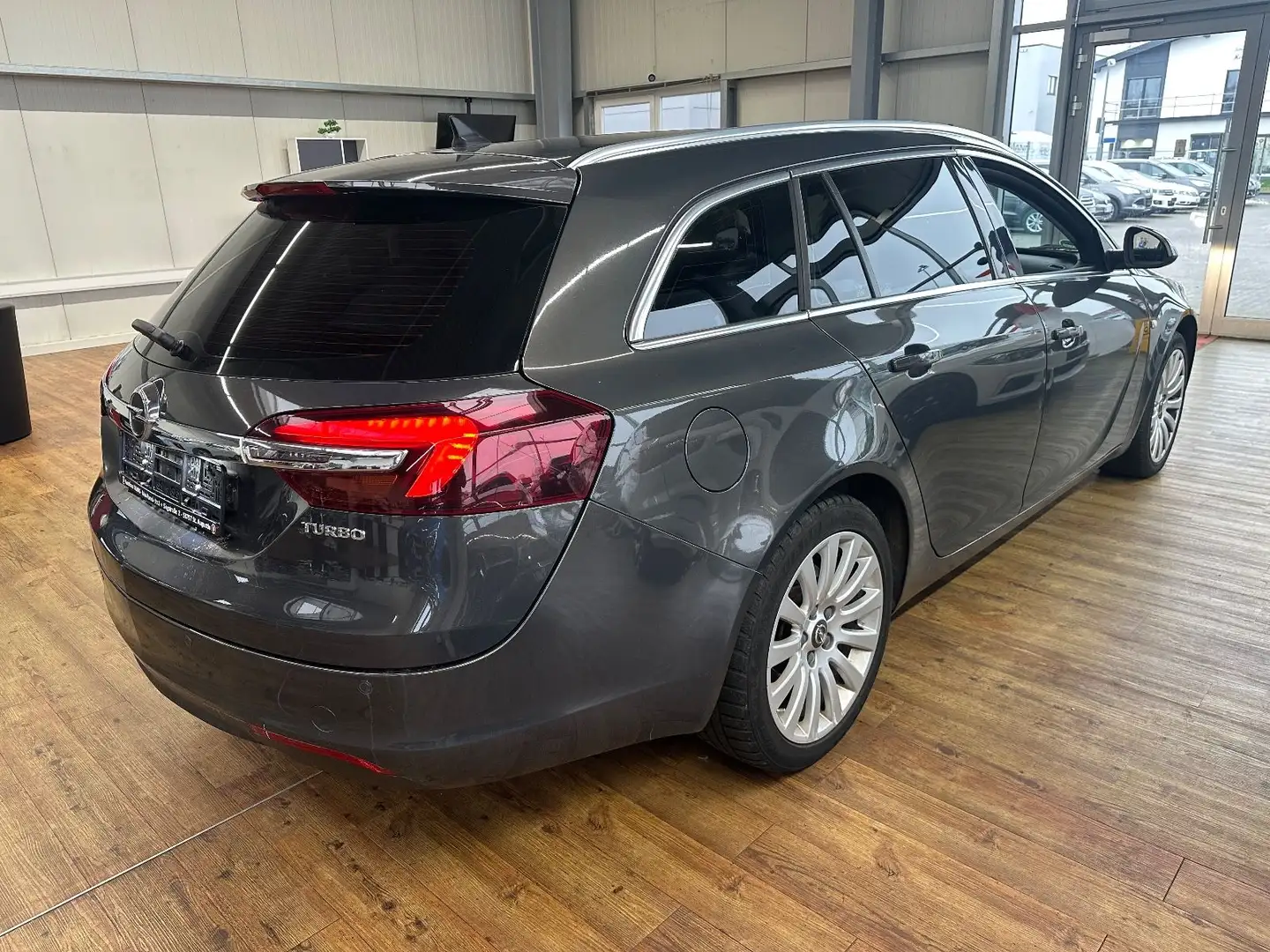 Opel Insignia A Sports Tourer Innovation Grau - 2