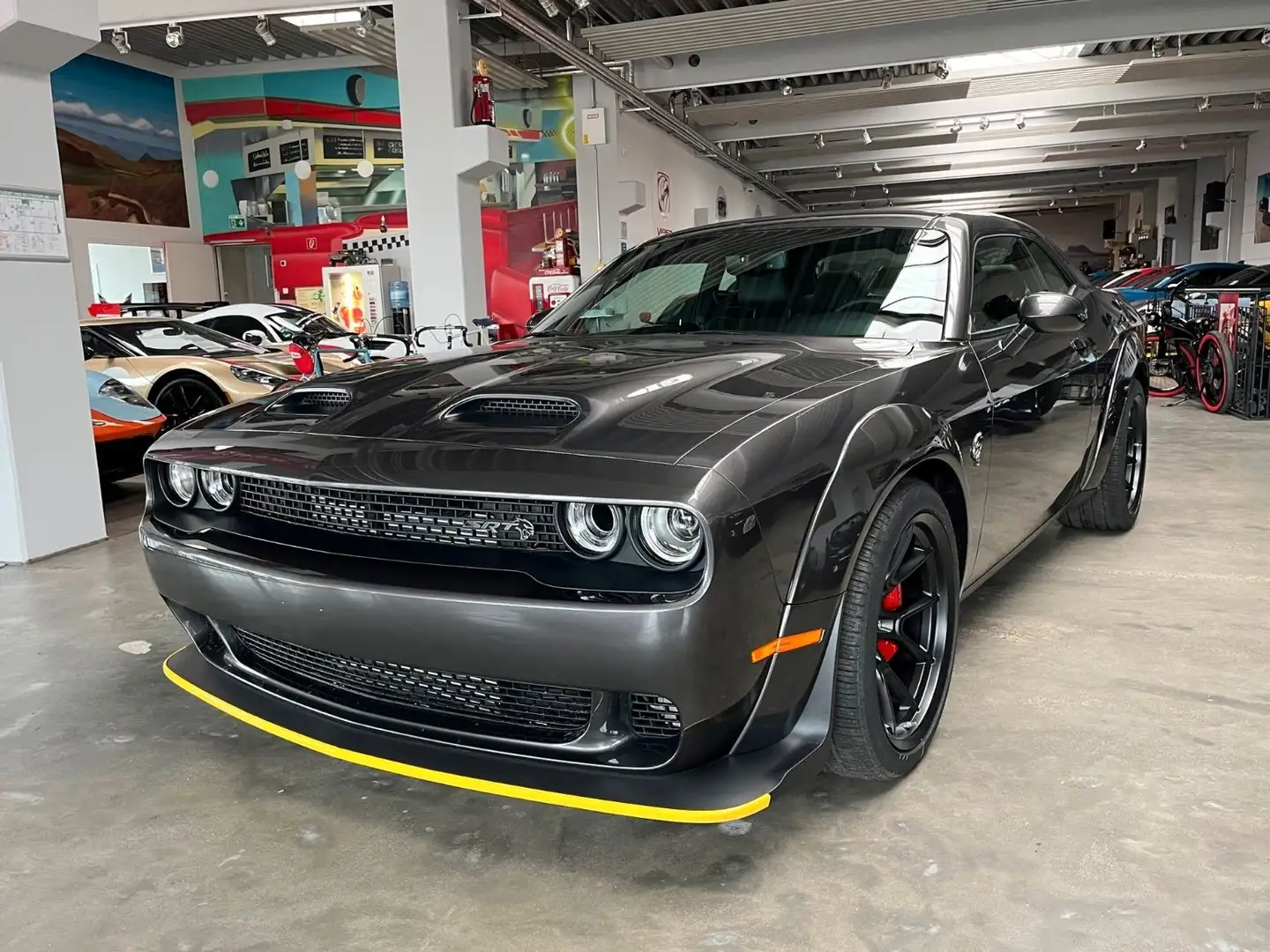 Dodge Challenger Hellcat Redeye Jailbreak Finanz.5.99% Gris - 1