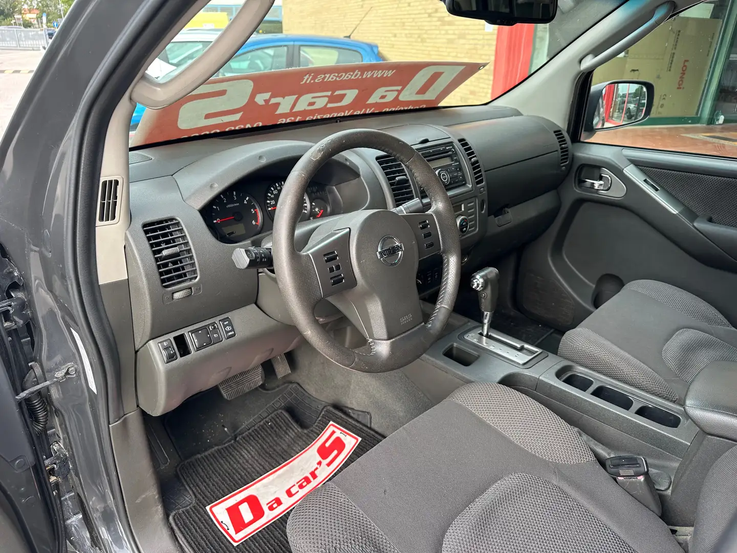 Nissan Navara d.cab 2.5 dci SE 174cv, OTTIME CONDIZIONI! Gris - 2