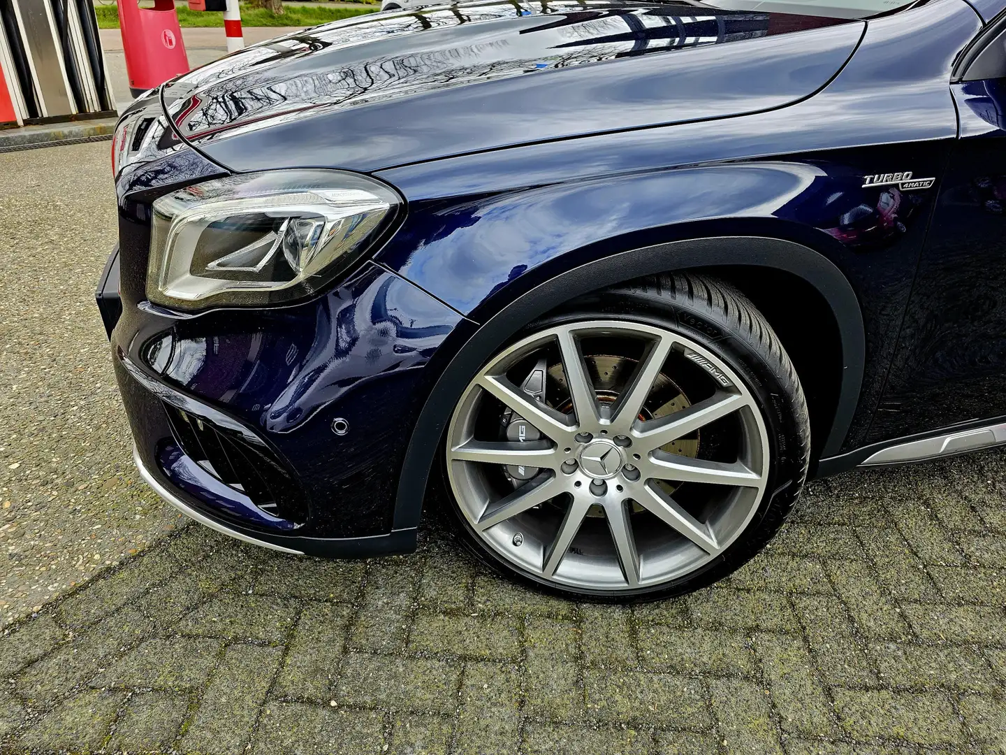 Mercedes-Benz GLA 45 AMG 4MATIC Premium,360 camera,Leder. Modrá - 2