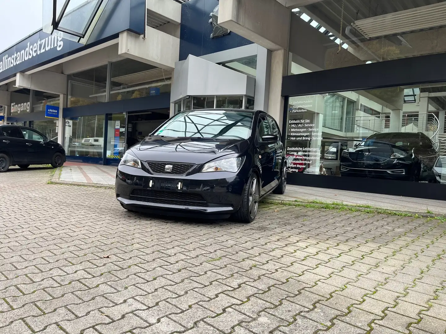 SEAT Mii 4You White Sport!!!Super Optik und Technisch TOP!! Schwarz - 1