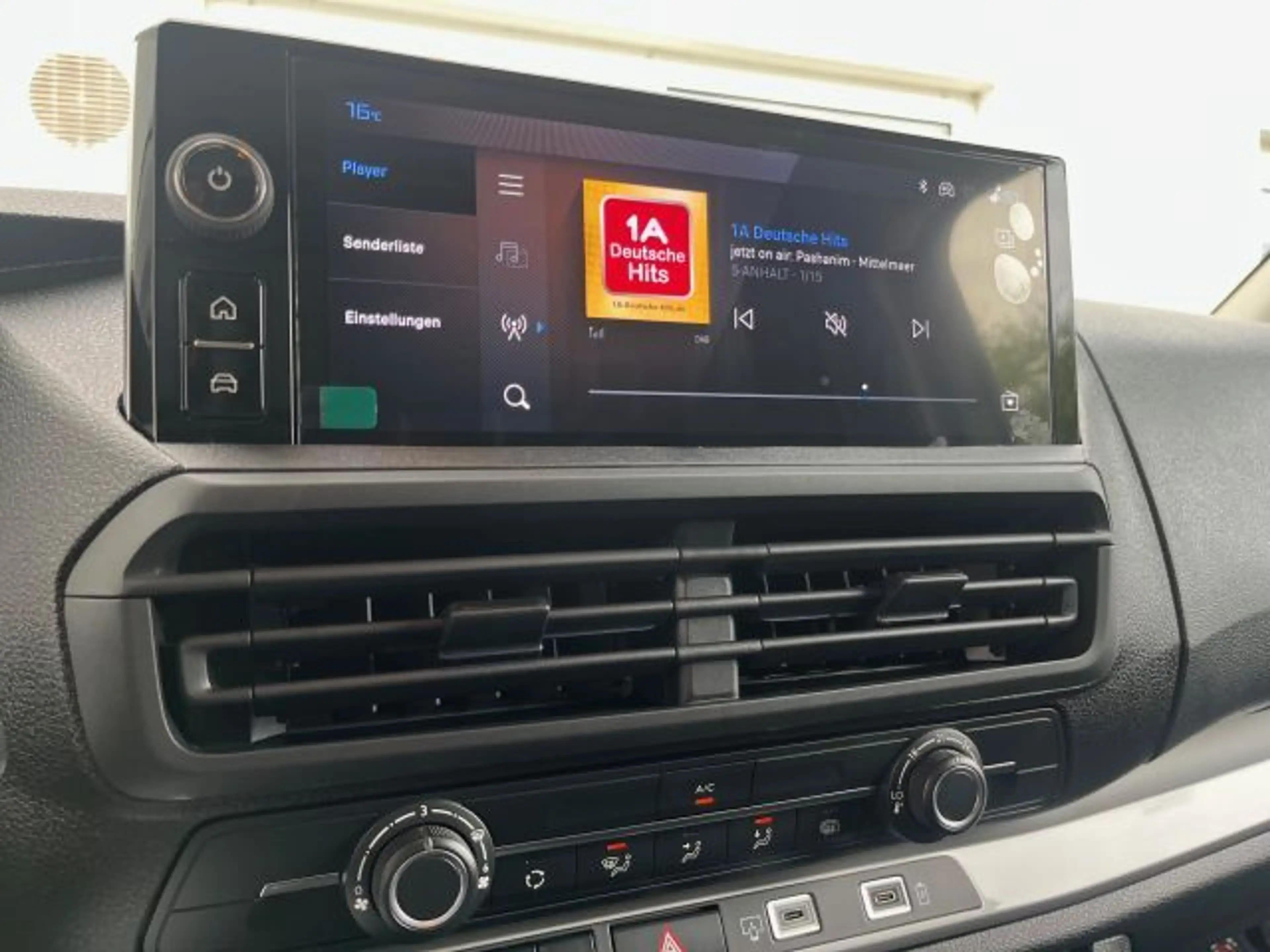 Peugeot Expert e-Expert L2 (75kWh) — photo 11