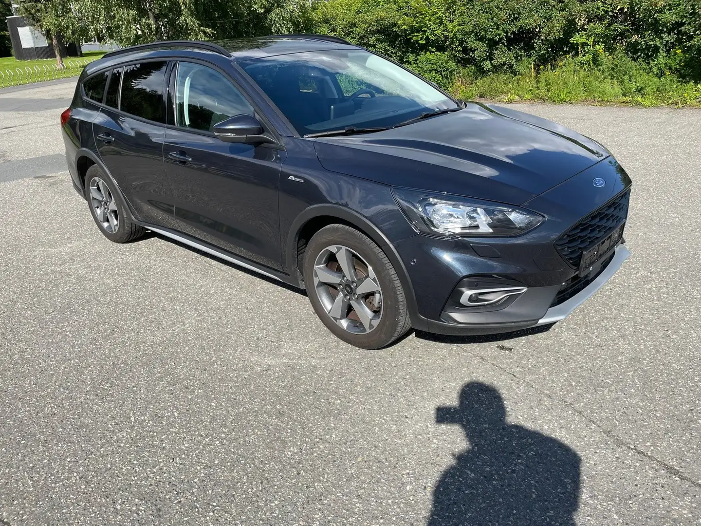 Ford Focus Focus Turnier 1.0 EcoBoost Start-Stopp-System ACTI Blau - 1